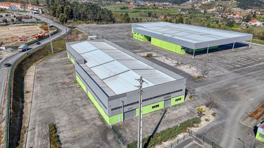 Property photo 1 of 23 Unique Opportunity In The Fregim Industrial Zone – Amarante