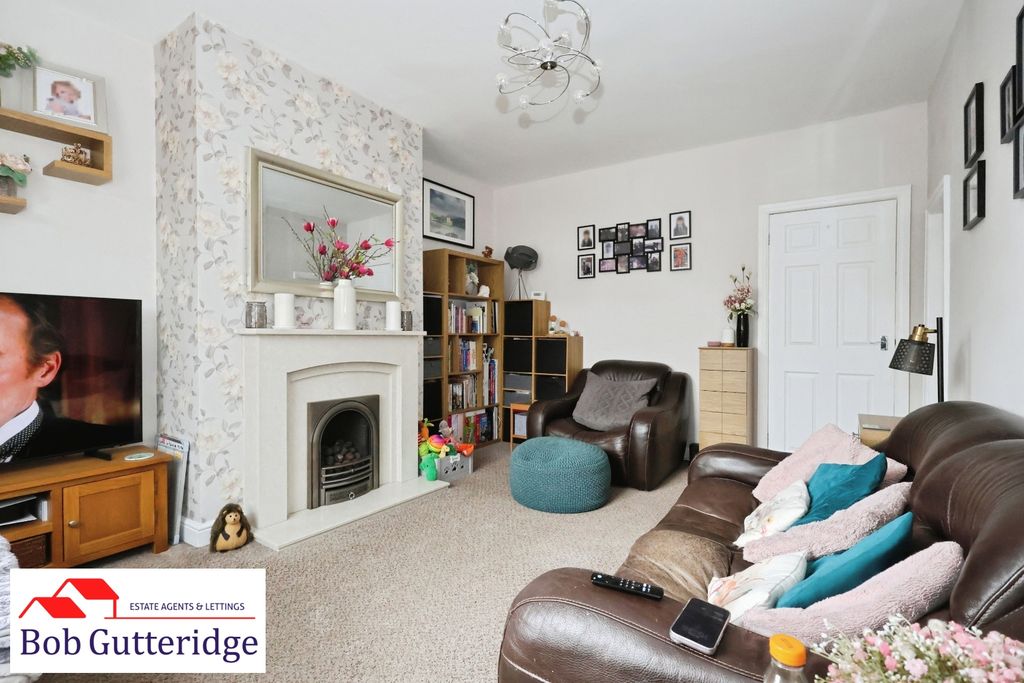 Property photo 2 of 23 Pbox-Img.Jpg