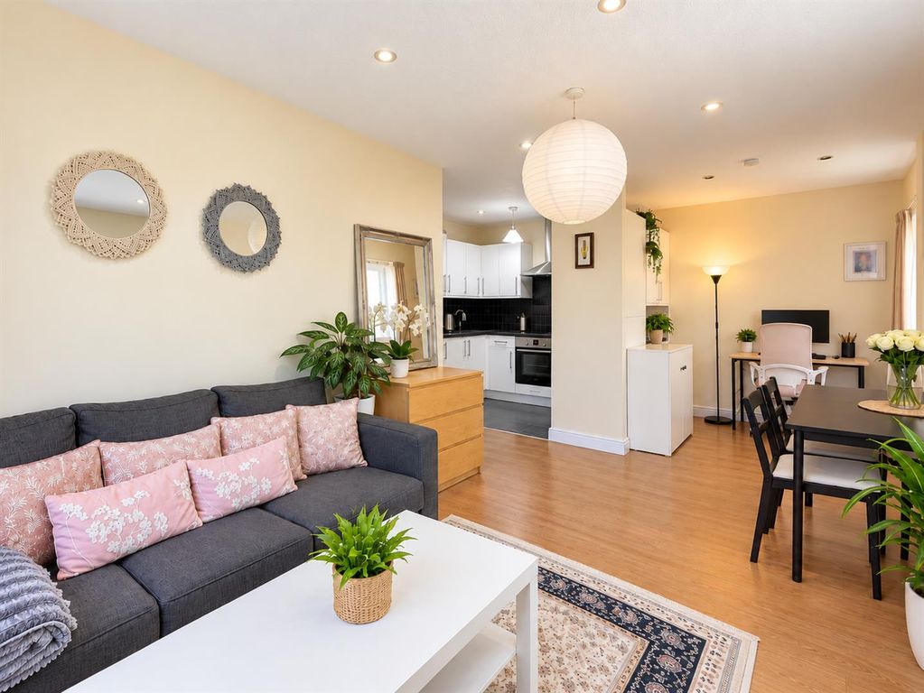 Property photo 2 of 10 Open Plan Kitchen/ Reception Room