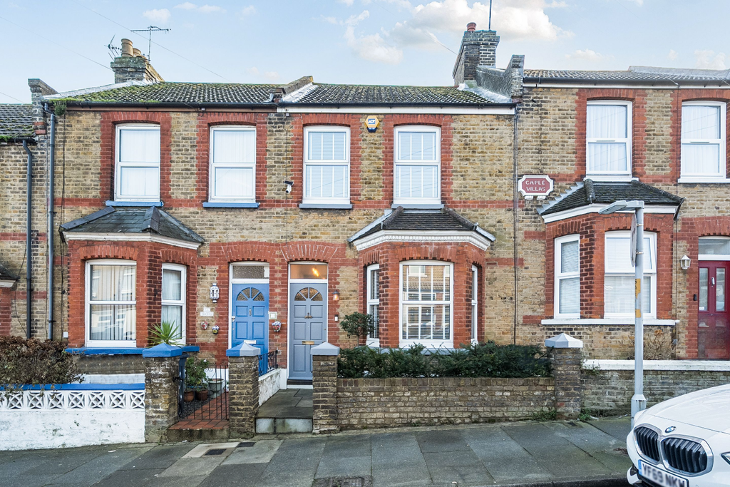 Property photo 1 of 18