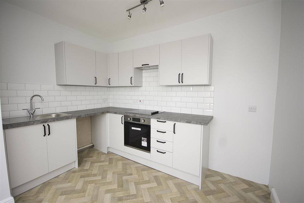 Property photo 2 of 6 Dsc_0004.Jpeg