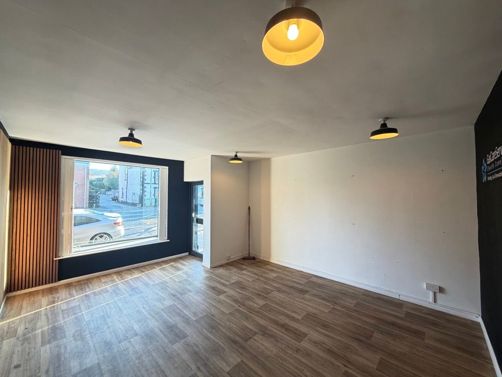 Property photo 2 of 4 Photo 3