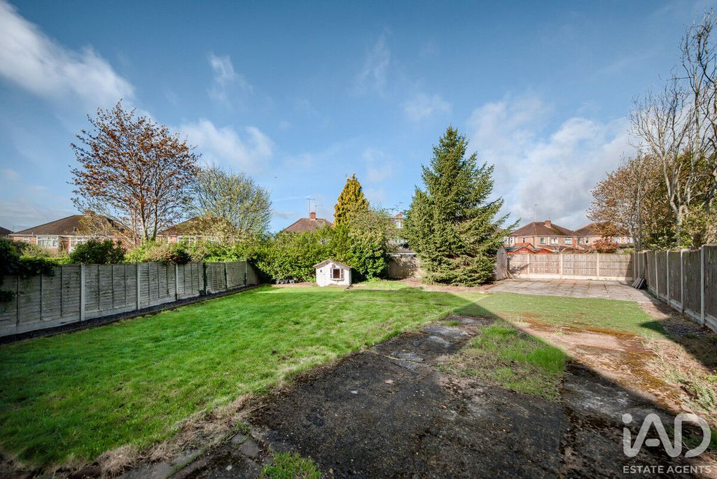 Property photo 2 of 23