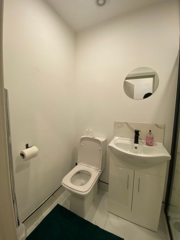 Property photo 3 of 4