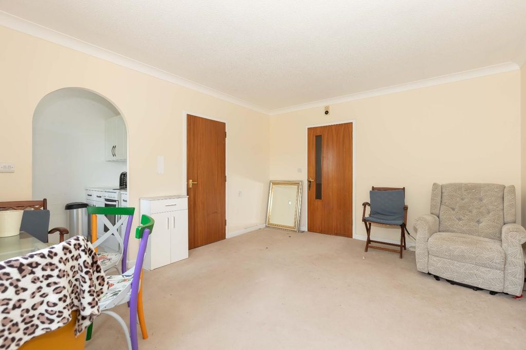 Property photo 3 of 11 Homedrive House_1.Jpg