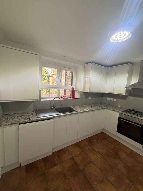 Property photo 2 of 24