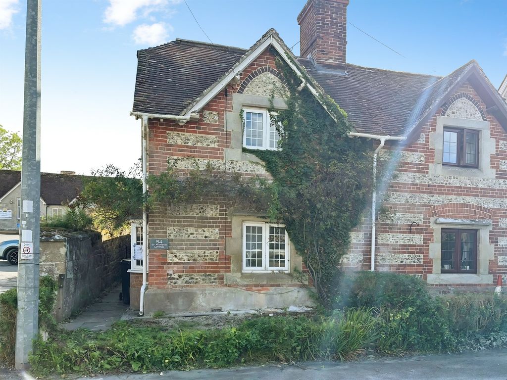 Property photo 1 of 9