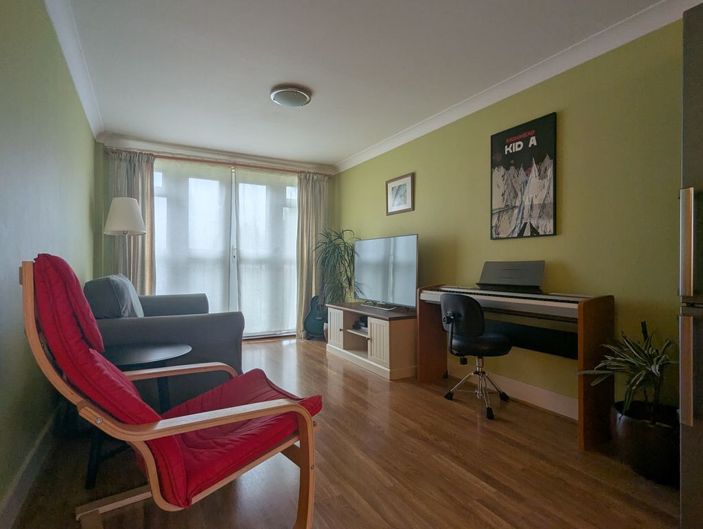 Property photo 2 of 7