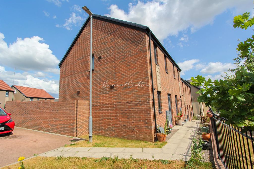 Property photo 1 of 16 Img_2804.Jpg