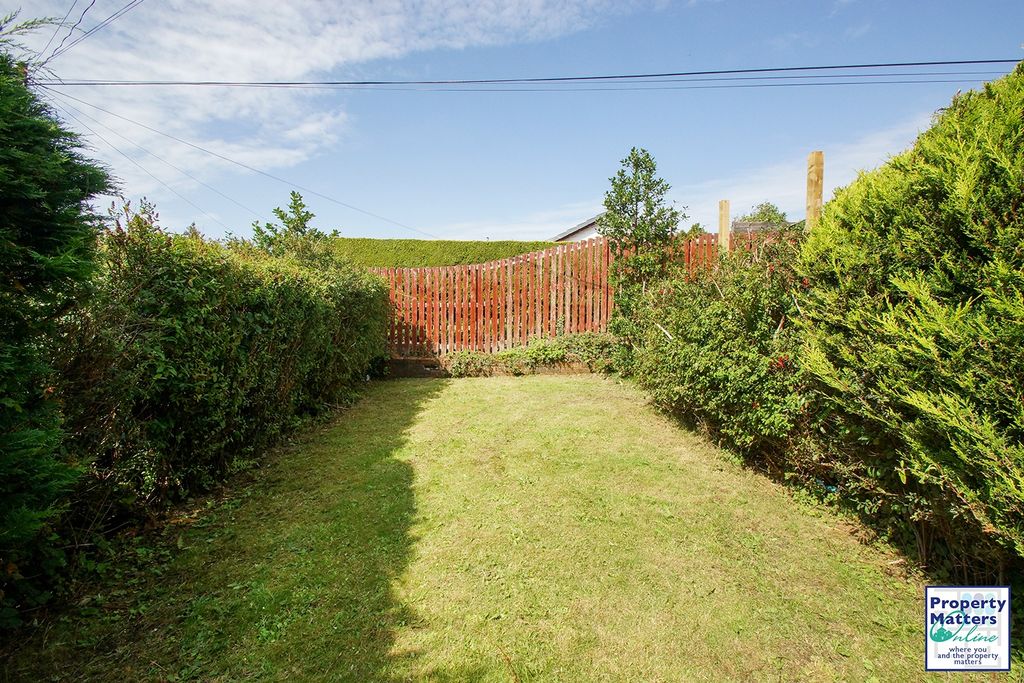 Property photo 3 of 17 Gallery