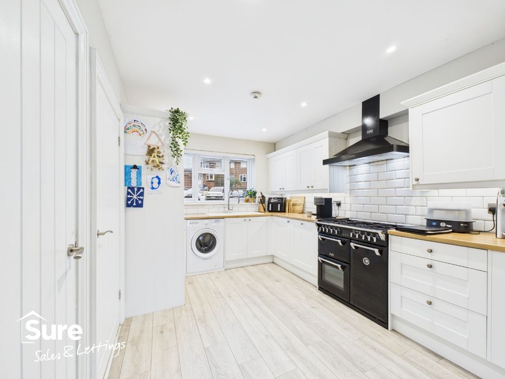 Property photo 3 of 34 4861913