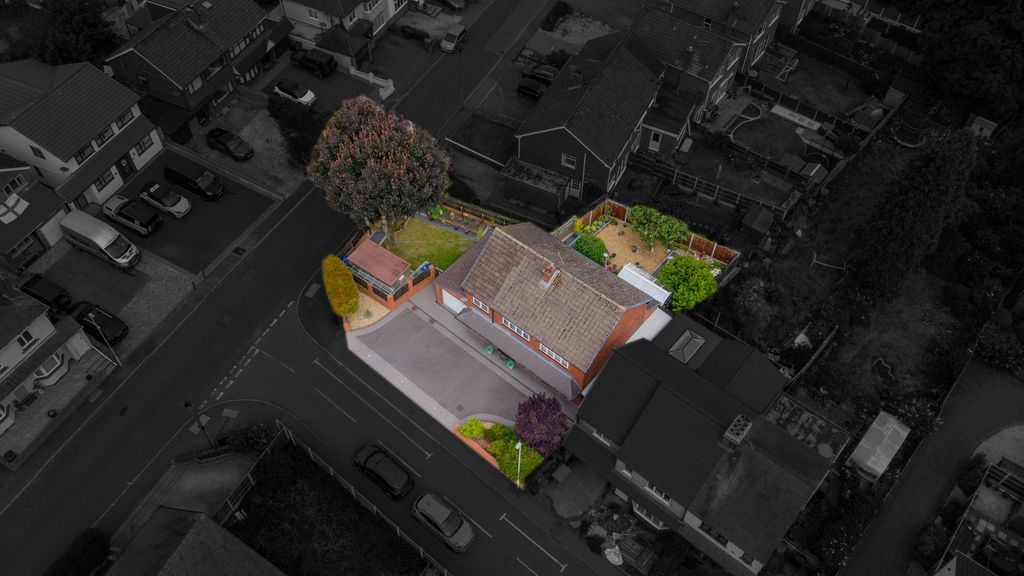 Property photo 2 of 65