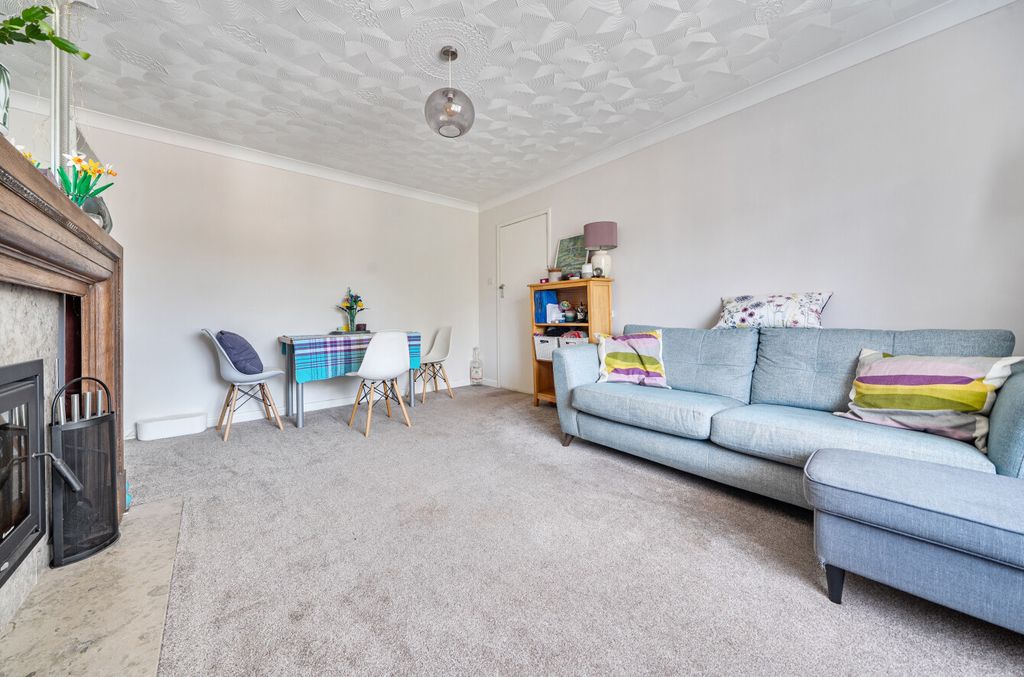 Property photo 2 of 11 1493053-12-6A57c6...