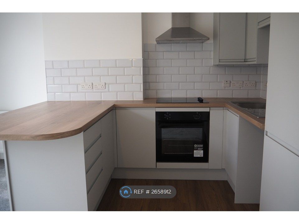 Property photo 2 of 18 Open Plan Living Room And Kitchen