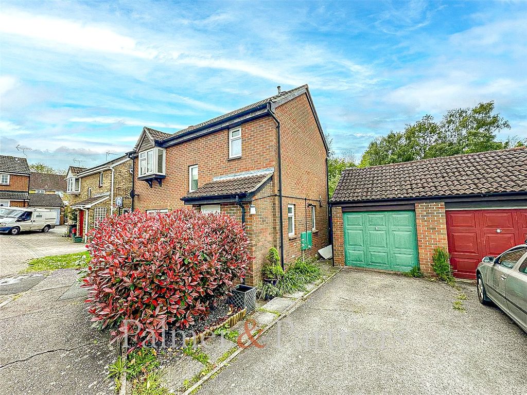 Property photo 1 of 10 External