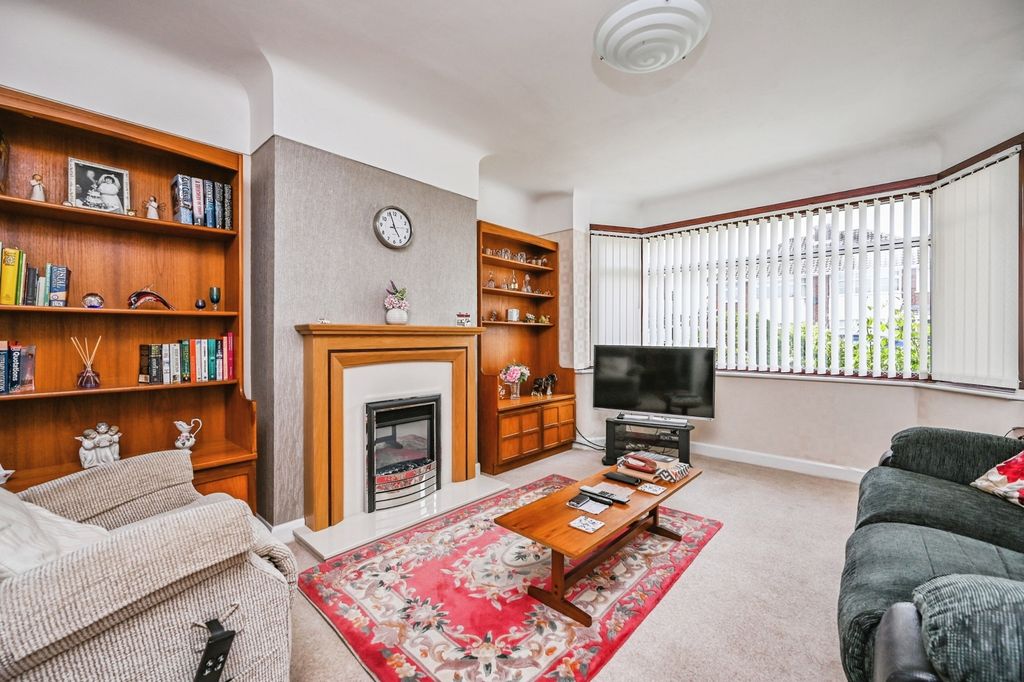 Property photo 3 of 17 Pbox-Img.Jpg