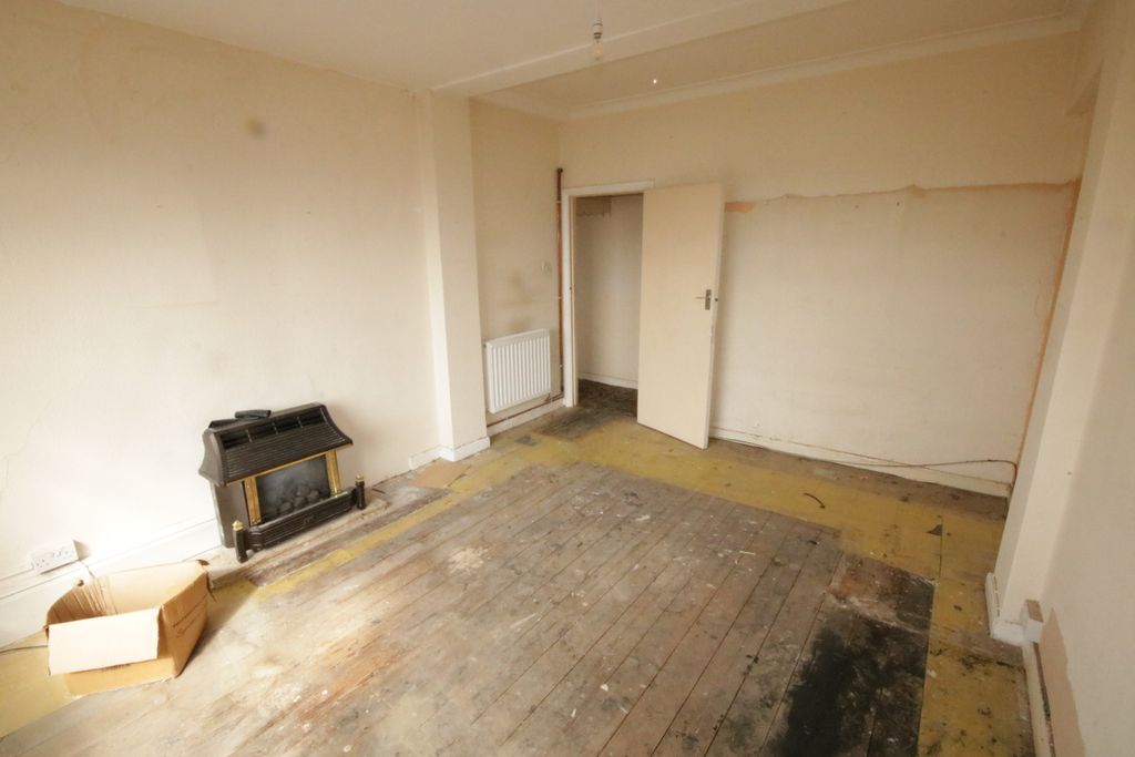 Property photo 3 of 10 Gallery
