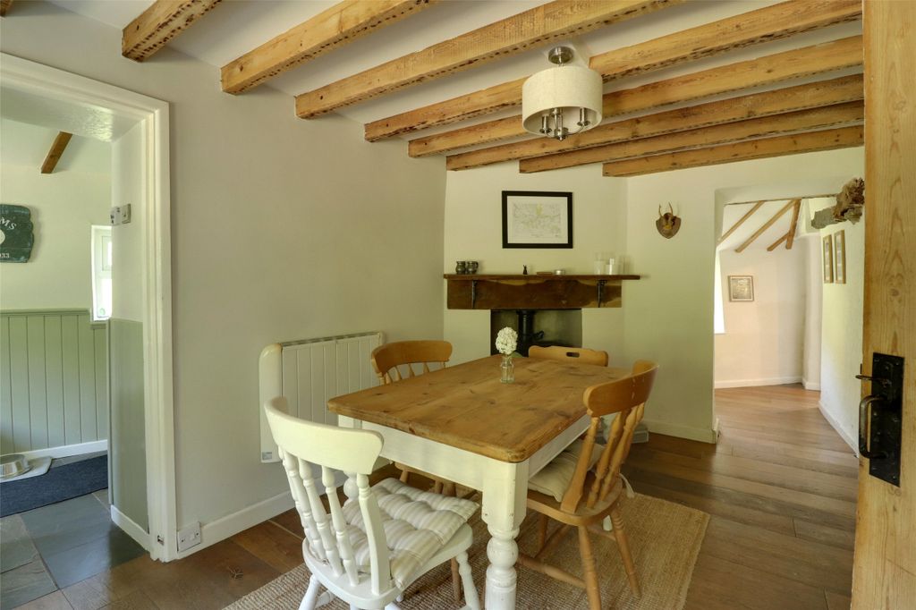 Property photo 2 of 17 2 - Picture No. 25