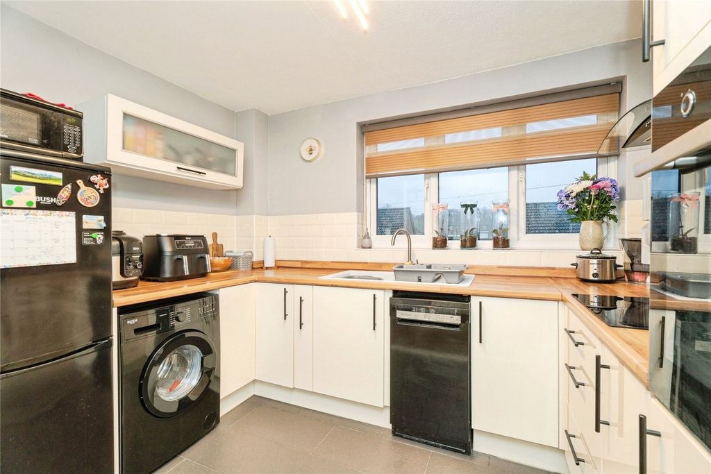 Additional image 6 of 2 bed flat for saleLancaster Close, Fakenham, Norfolk NR21