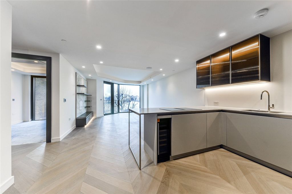 Property photo 1 of 16 Kitchen