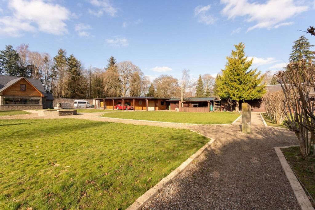 Property photo 3 of 32 4991155