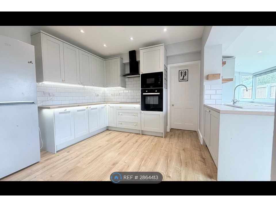 Property photo 1 of 35 Kitchen/Breakfast Room