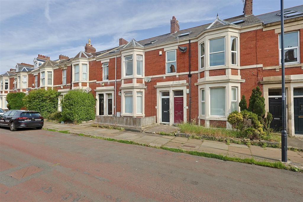 Property photo 3 of 18 1F96801D-940C-4549-90CD-A052A01130Aa_1_201_A.Jpeg