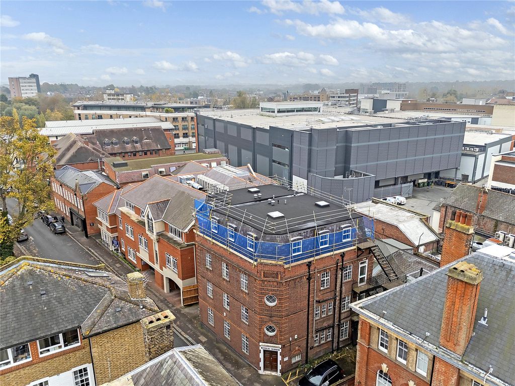 2 bed flat for saleWaterloo Chambers, Waterloo Lane, Chelmsford, Essex CM1