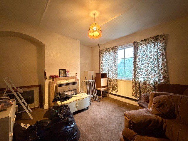 Property photo 2 of 21 Picture No. 14