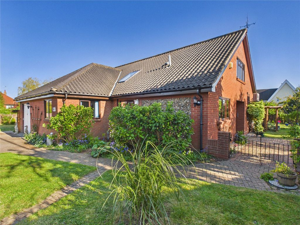 Property photo 1 of 36 Picture No. 30