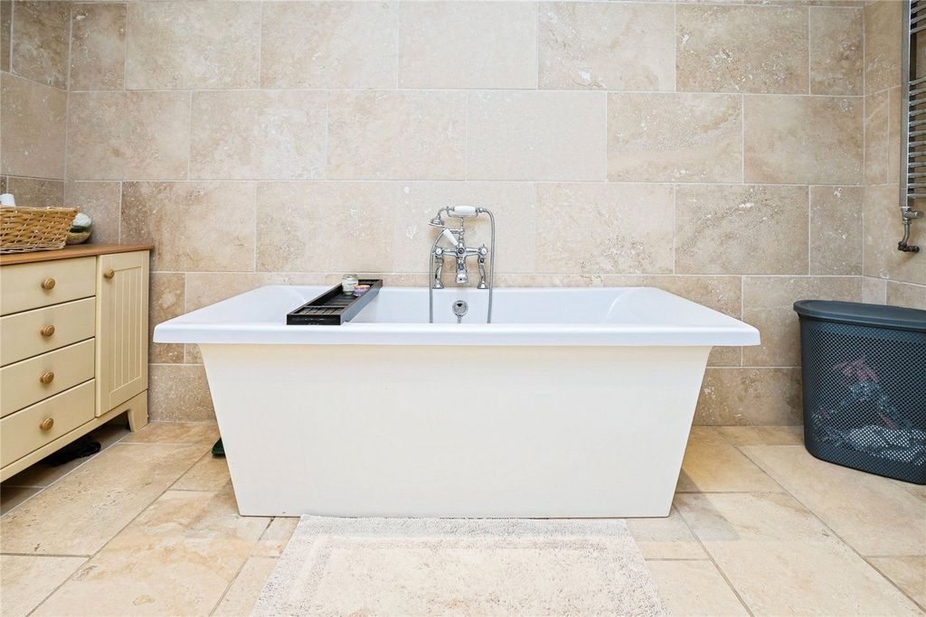 Additional image 30 of 5 bed bungalow for saleTan Y Graig, Cefn Mawr, Wrexham, Wrecsam LL14