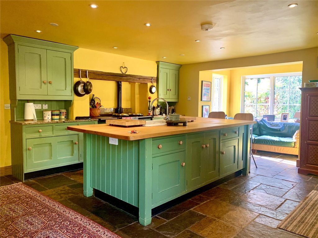 Property photo 3 of 19 Picture No. 03