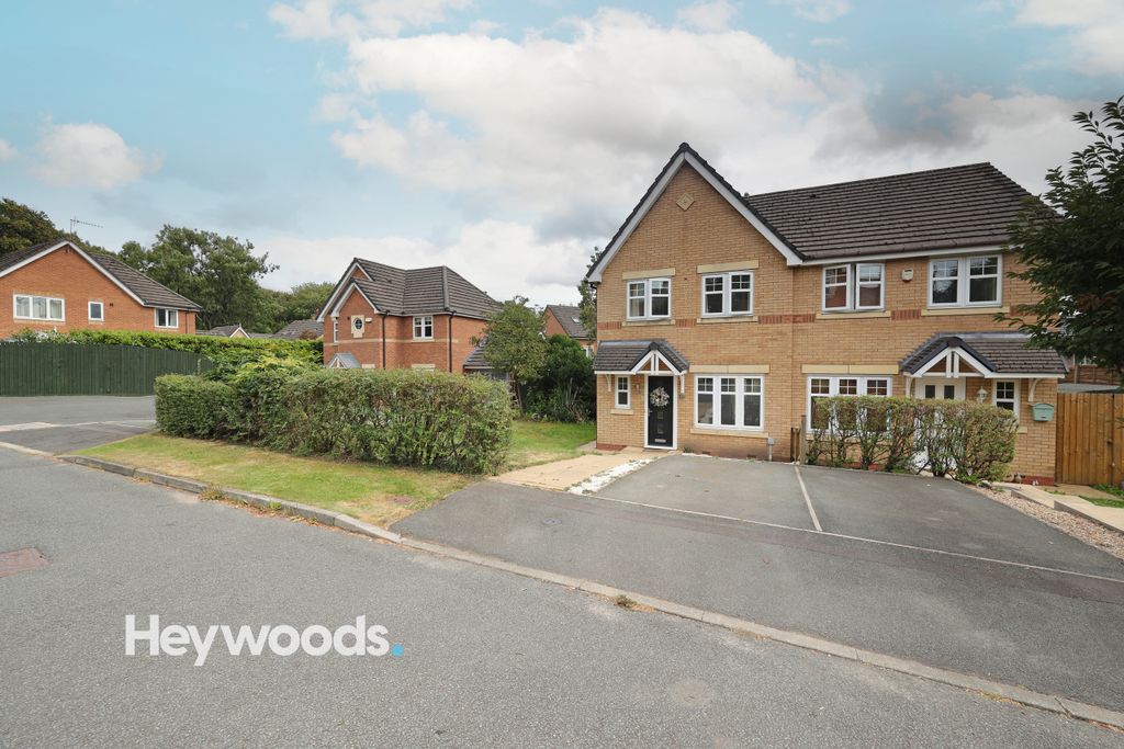 Property photo 1 of 27 0F1A6619