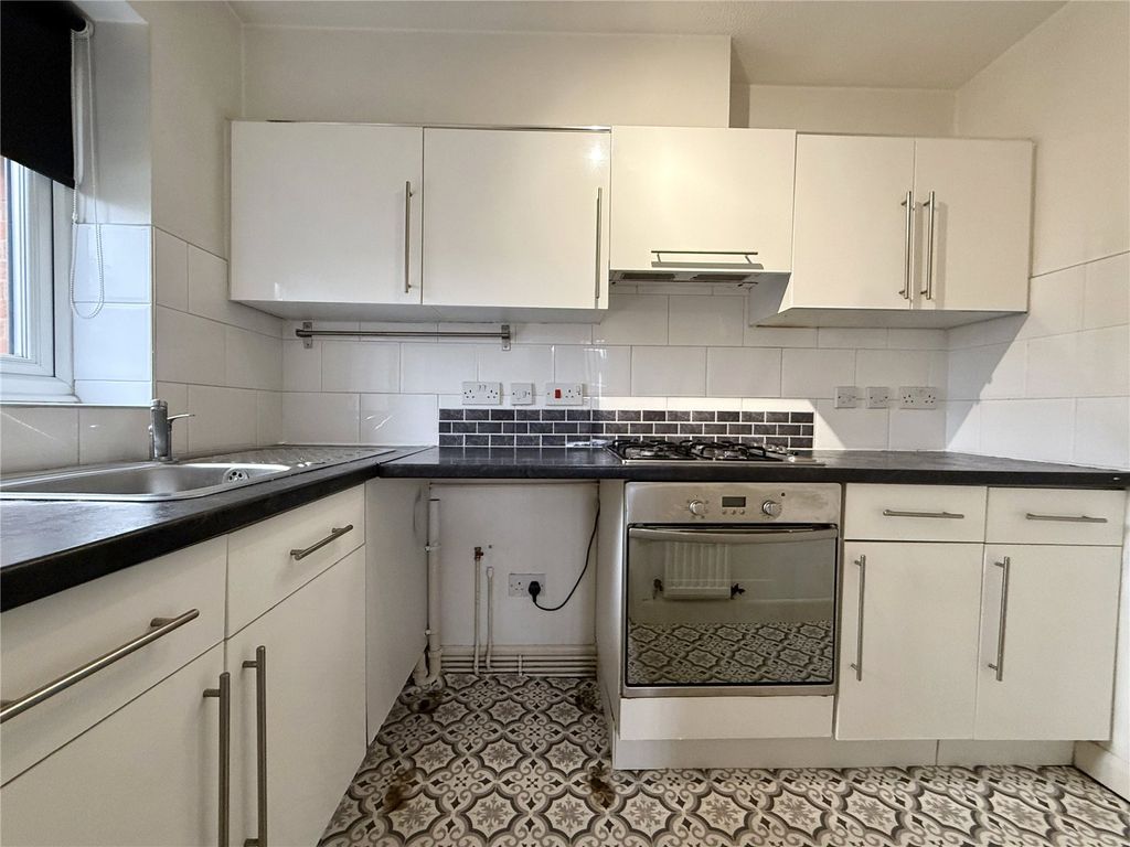 Property photo 2 of 11 Picture No. 08