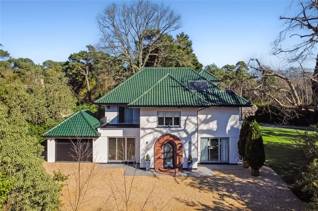 Property photo 2 of 26 Front