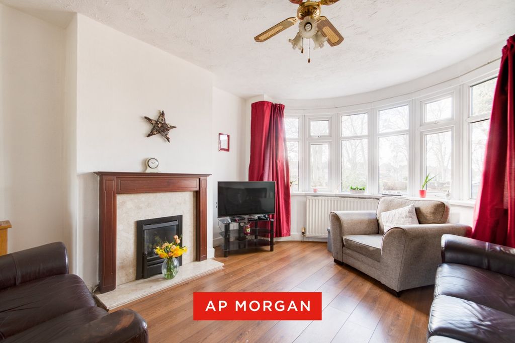 Property photo 2 of 22 Picture No. 14