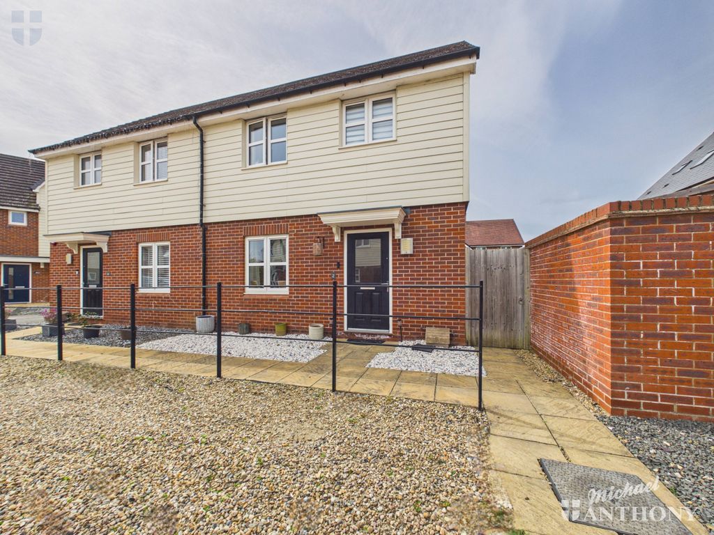 Property photo 1 of 15 Cam03852G0-Pr0625-Still021 (2)