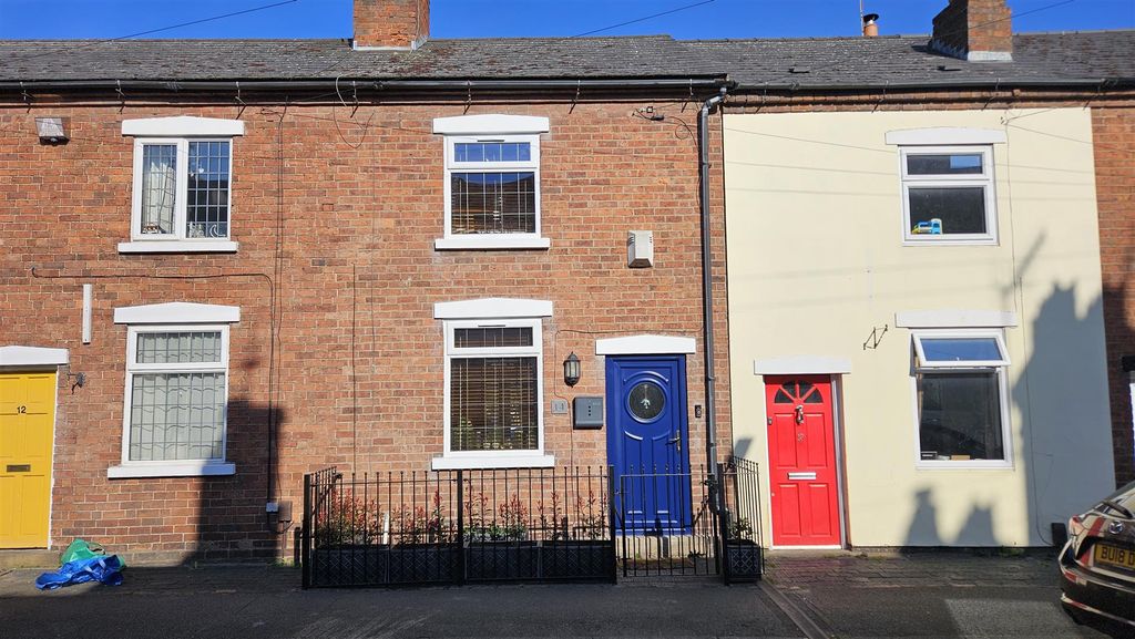 Property photo 1 of 18