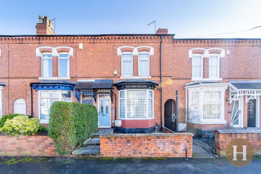 Property photo 1 of 32 Hadleigh Estate Agents-1.Jpg