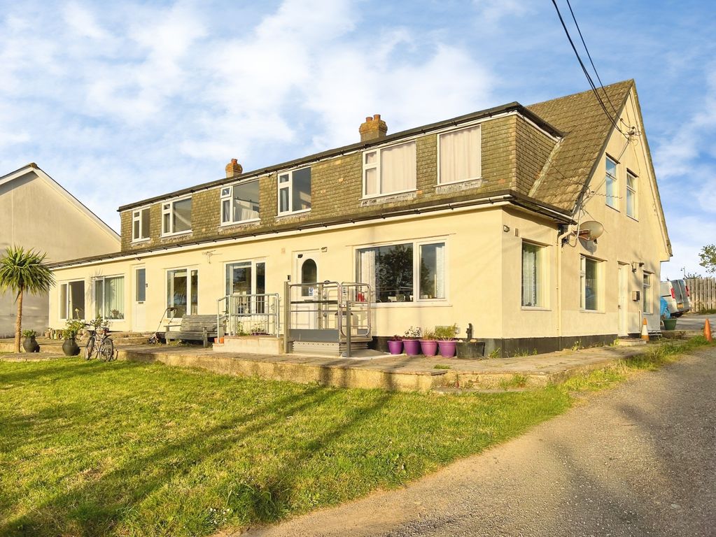 Property photo 2 of 15 Pbox-Img.Jpg