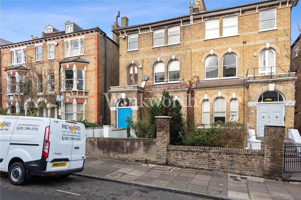 Property photo 2 of 14 Picture No. 02