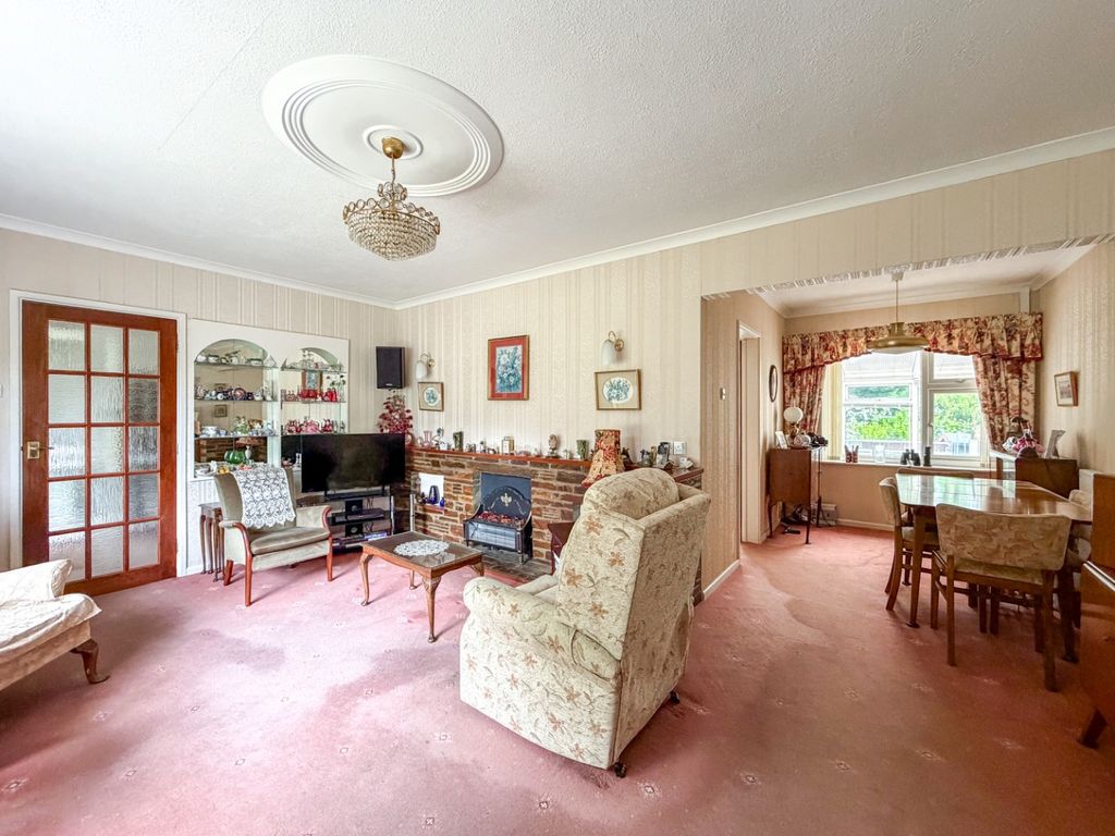 Property photo 3 of 25 5149825