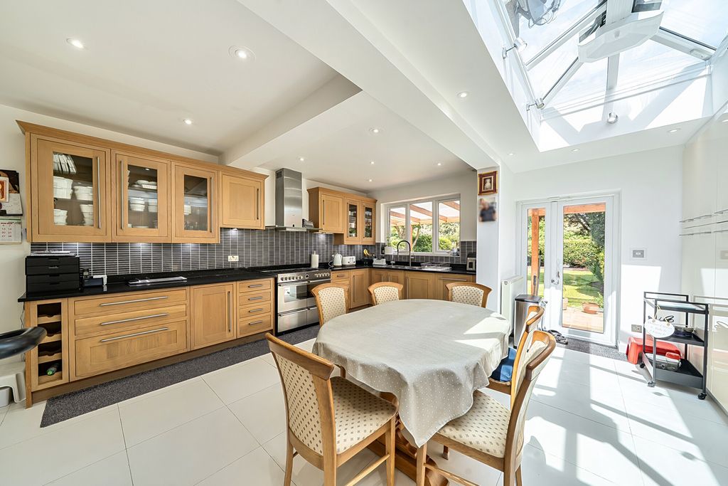 Property photo 2 of 20 1482438-20-6A3E91...
