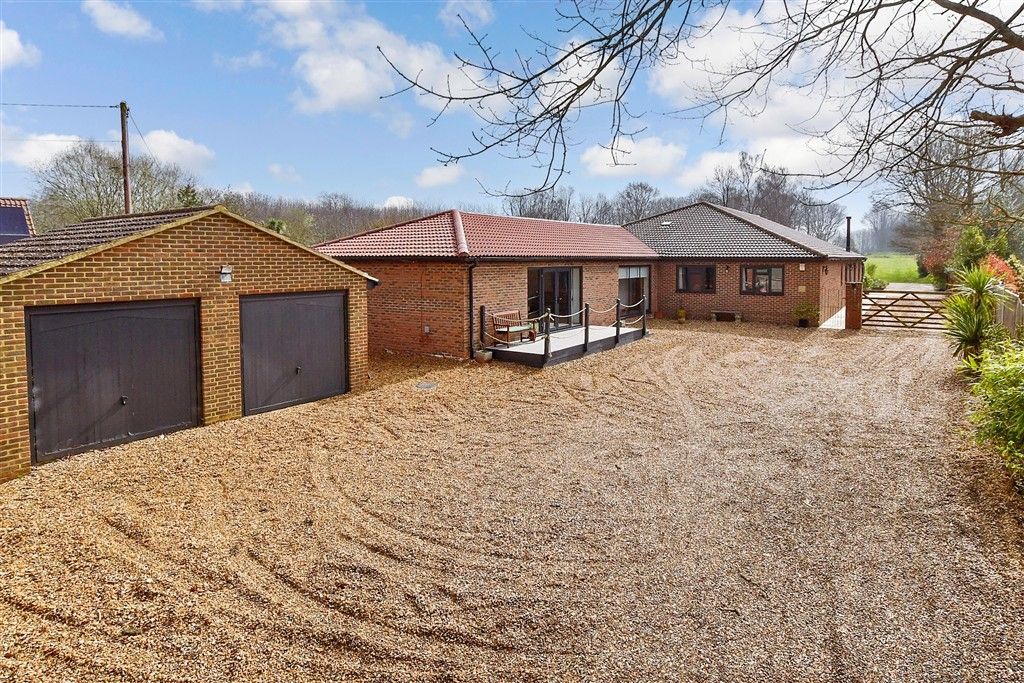 Property photo 3 of 14 External (Web)