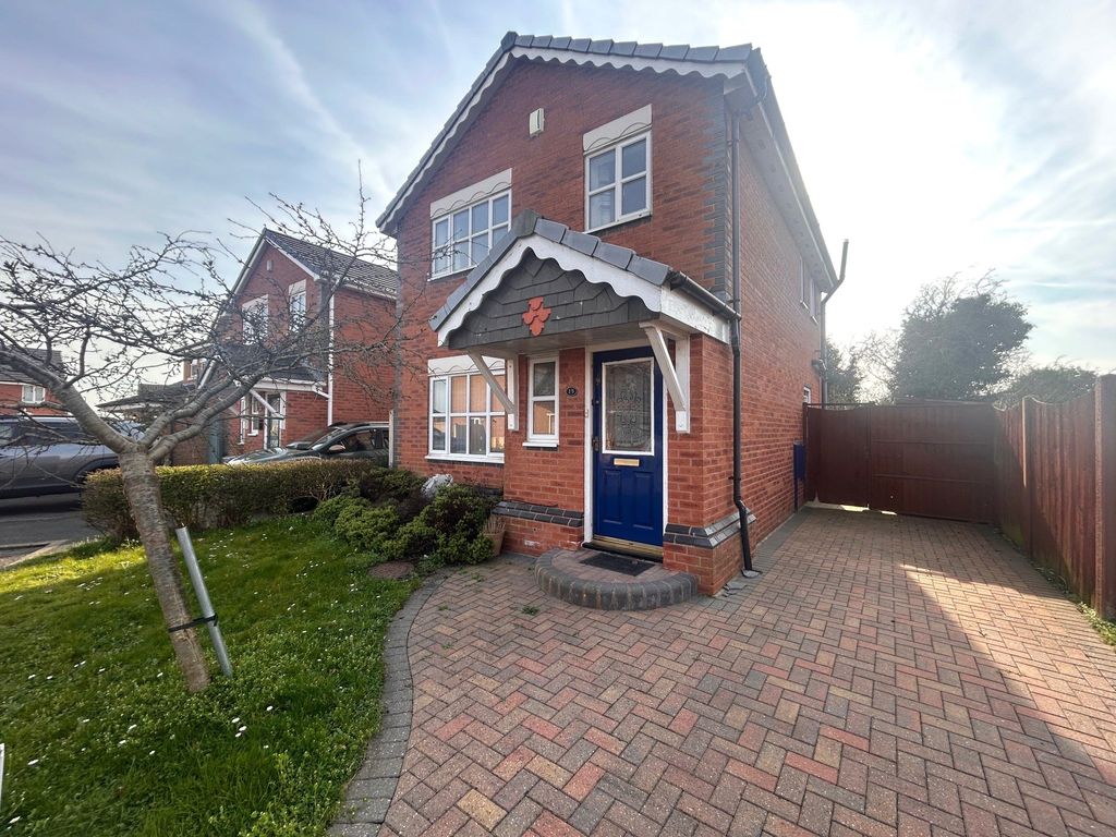 Property photo 1 of 18 Front