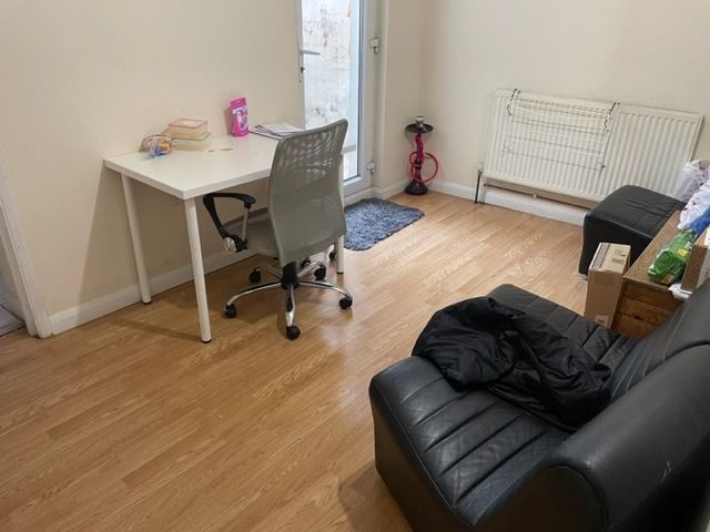 Property photo 2 of 6 4557141