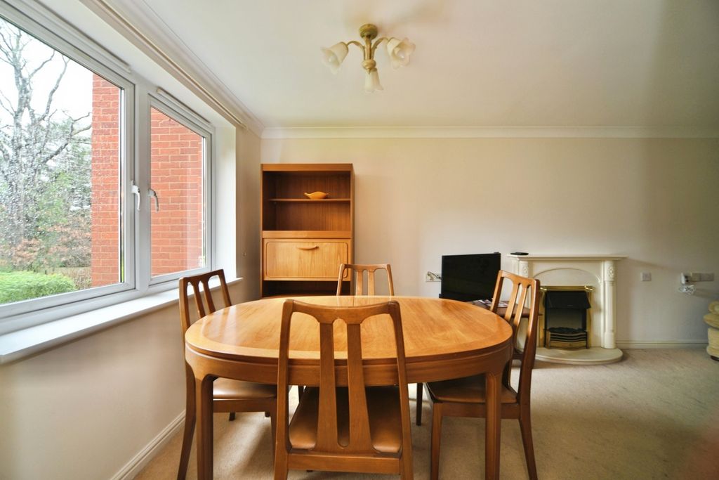 Property photo 2 of 13 Pbox-Img.Jpg