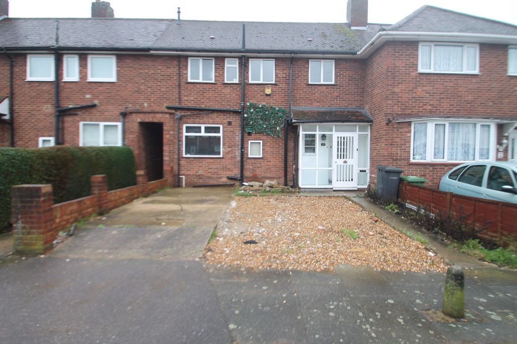 Property photo 2 of 4