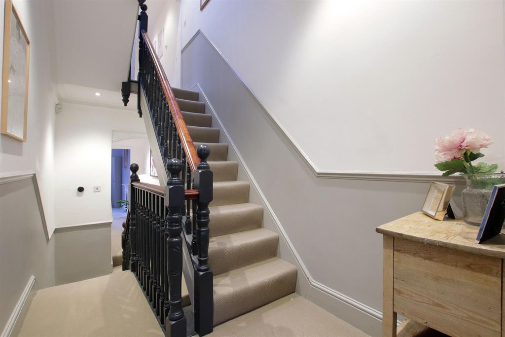 Additional image 20 of 5 bed terraced house for saleGarden Road, Knutsford WA16