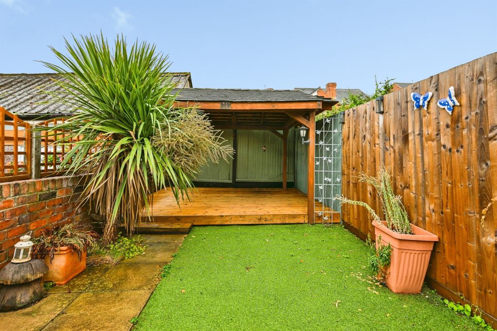 Property photo 2 of 19